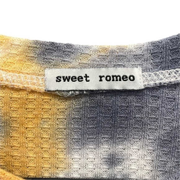 Sweet Romeo Storm Tie Dye Thermal Thumbhole Shirt White Yellow Blue XS New - Picture 7 of 8